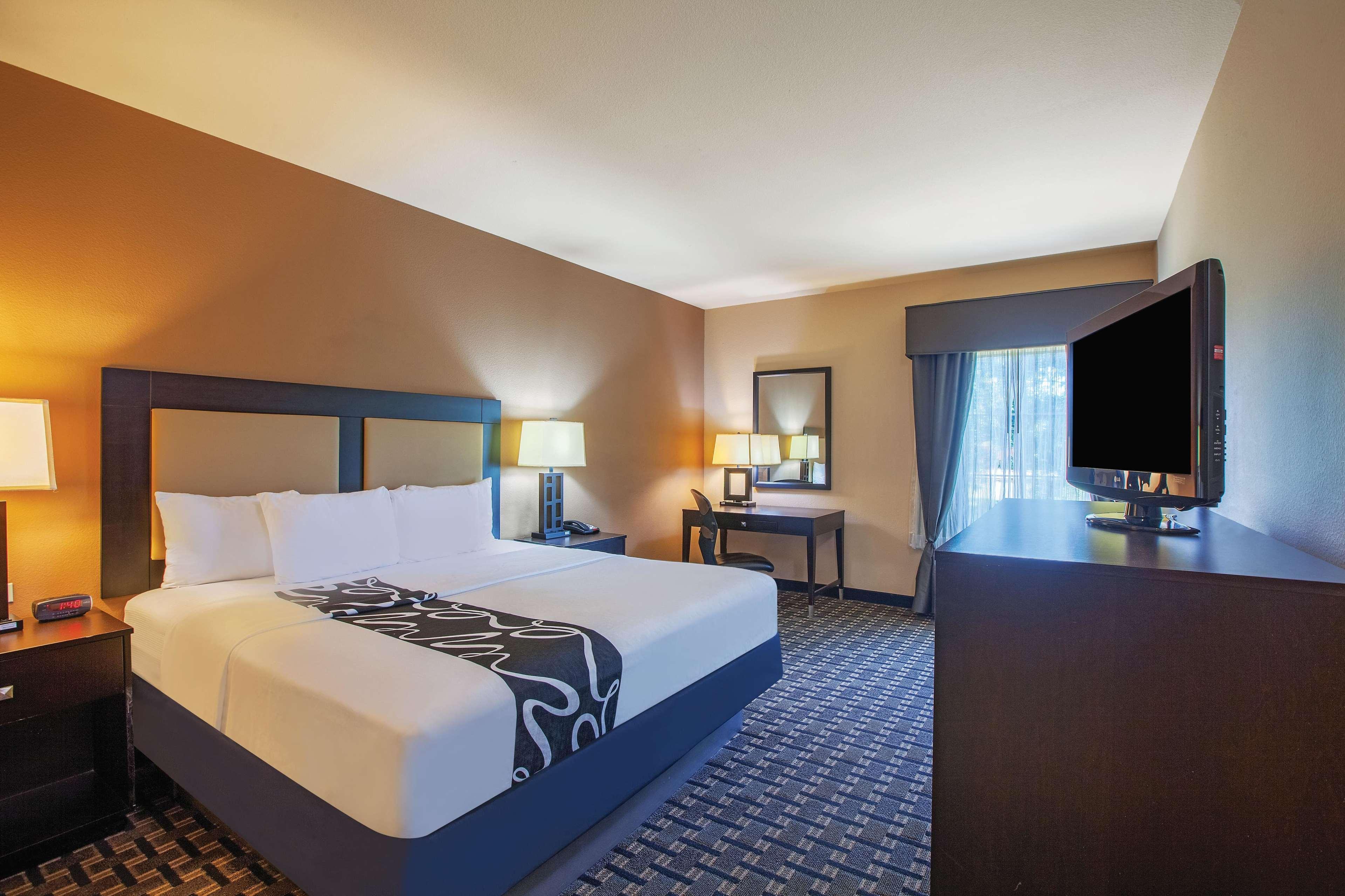 La Quinta by Wyndham Jacksonville, Texas Extérieur photo