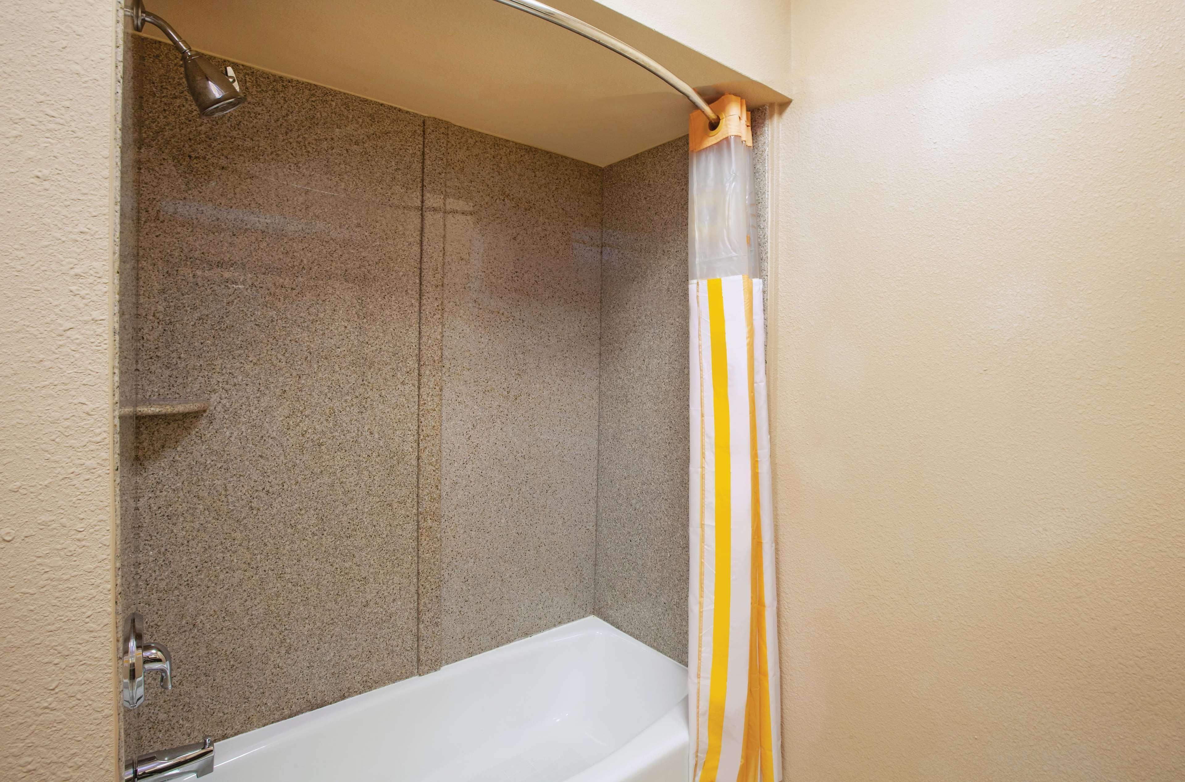 La Quinta by Wyndham Jacksonville, Texas Extérieur photo
