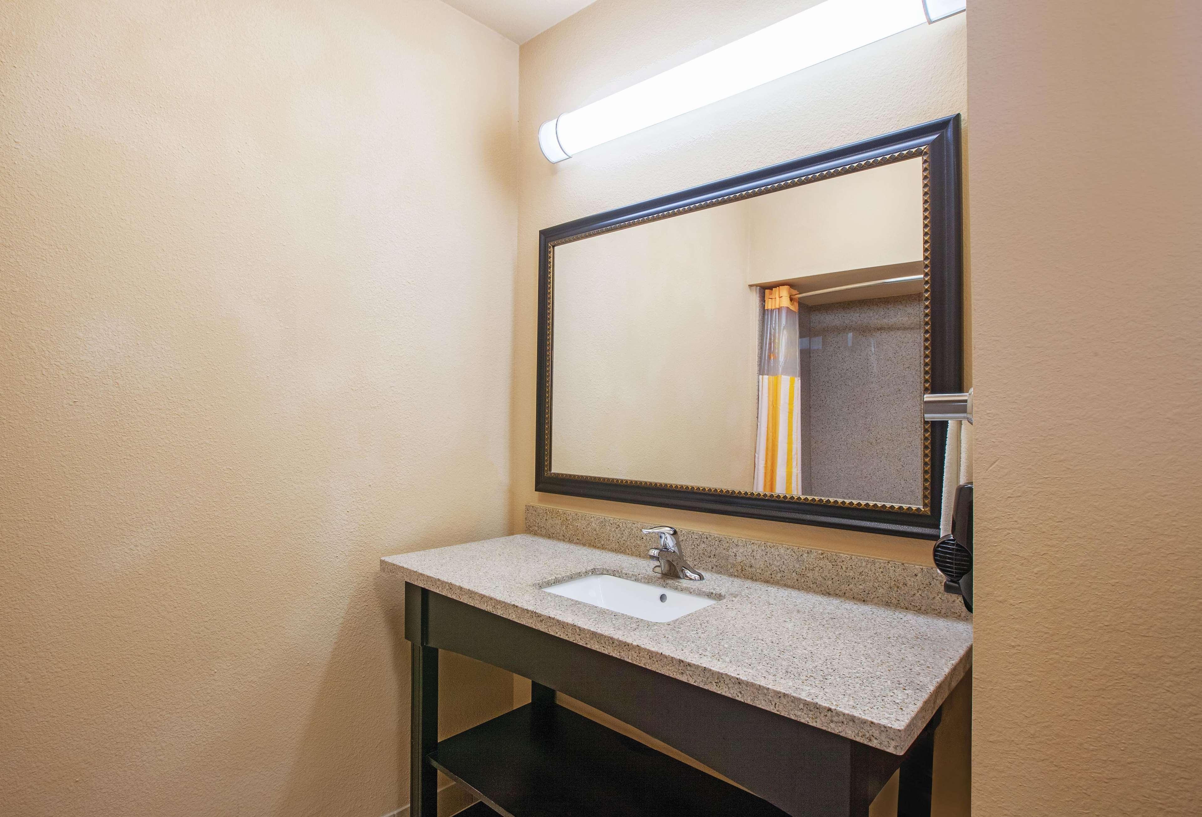 La Quinta by Wyndham Jacksonville, Texas Extérieur photo